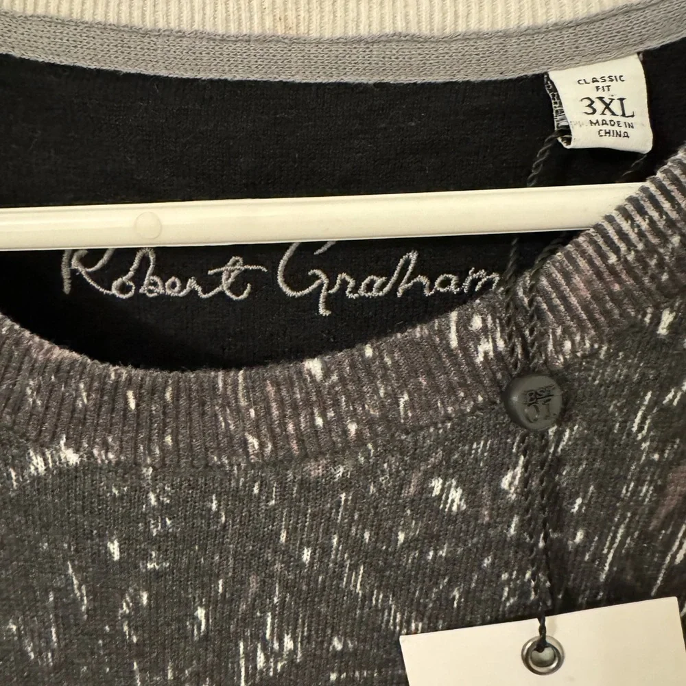 NWT- Robert Graham men’s Taurus Sweater. Size 3XL. Black and gray print